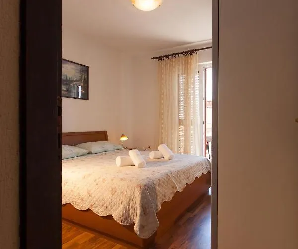 Budimir1 Apartament *